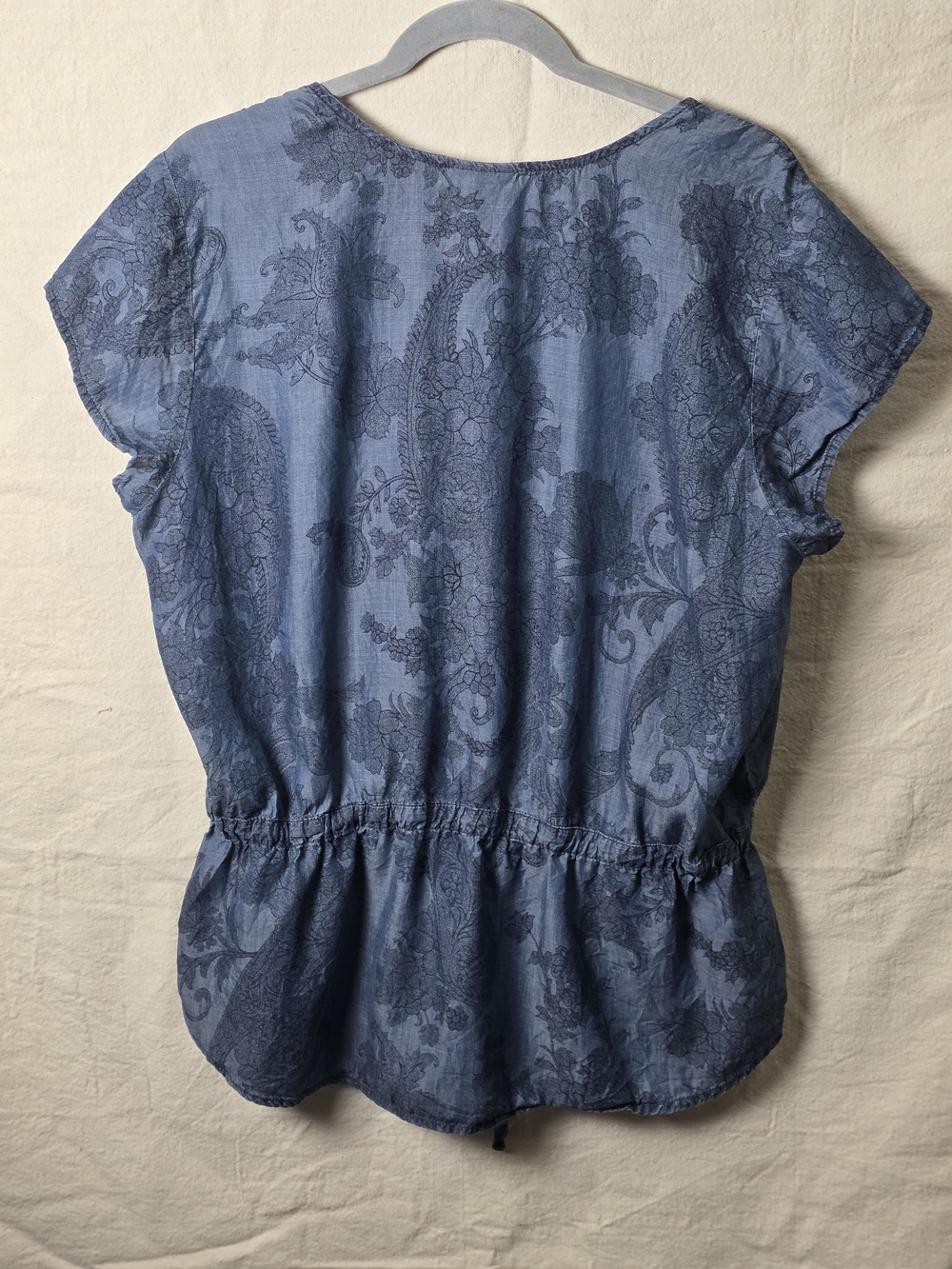 Liz Claiborne Blue Floral V-Neck Button Front Peplum Blouse - Picture 2 of 4